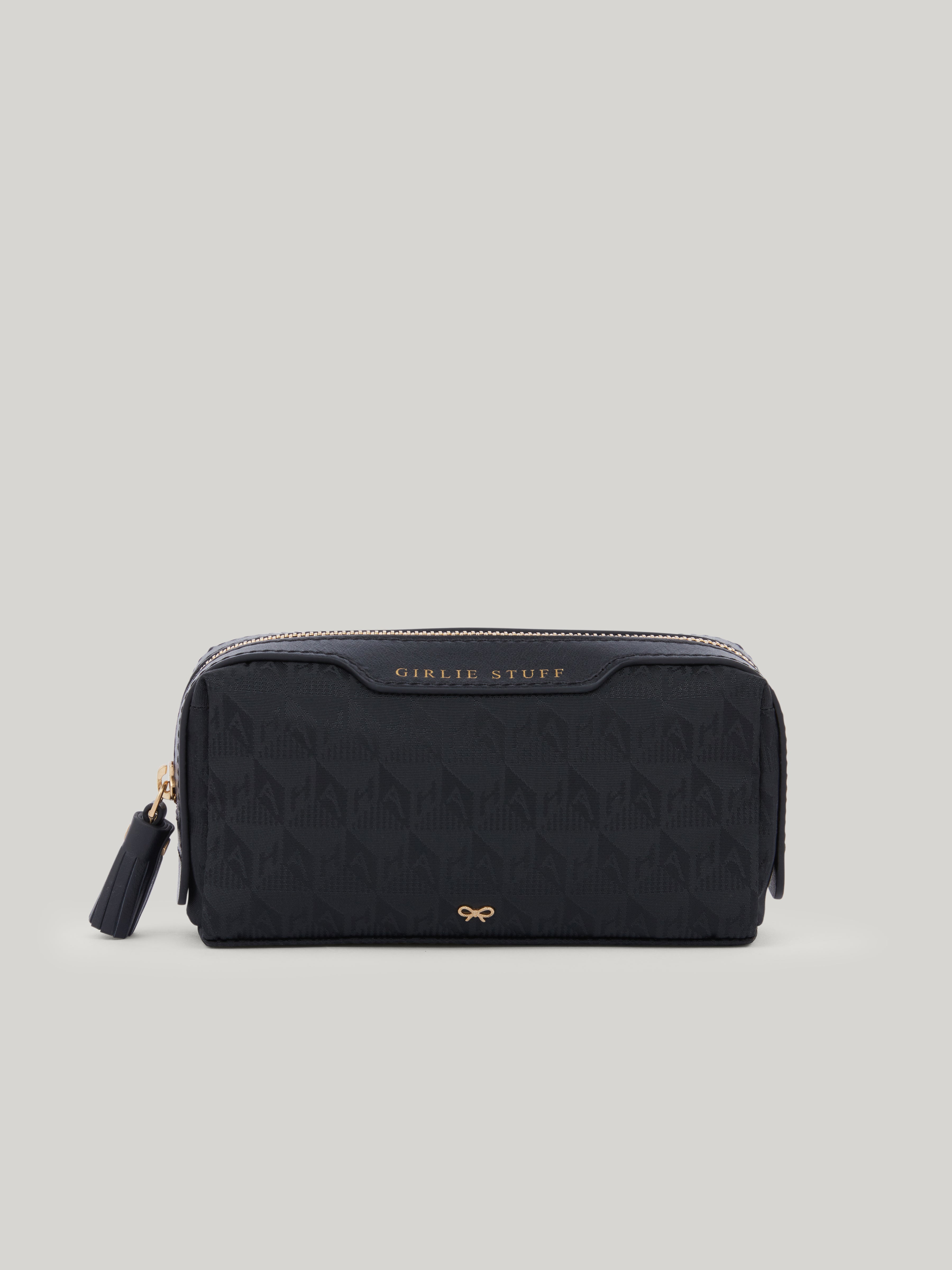 ANYA HINDMARCH ポーチ 【GIRLIE STUFF】 152778 Logo Girlie Stuff Pouch | Anya Hindmarch US