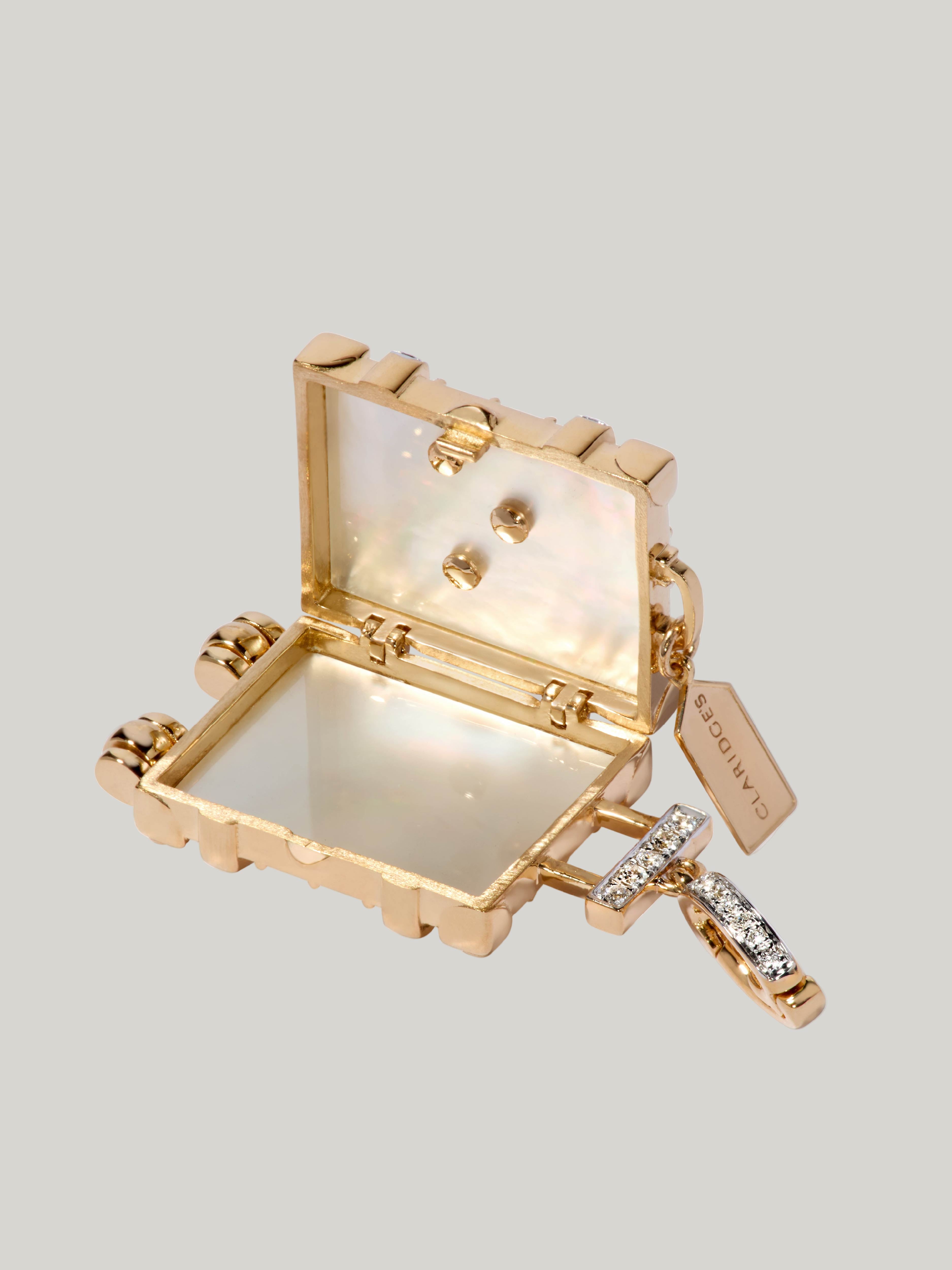 Claridge's x Annoushka 18ct Gold Suitcase Charm Pendant