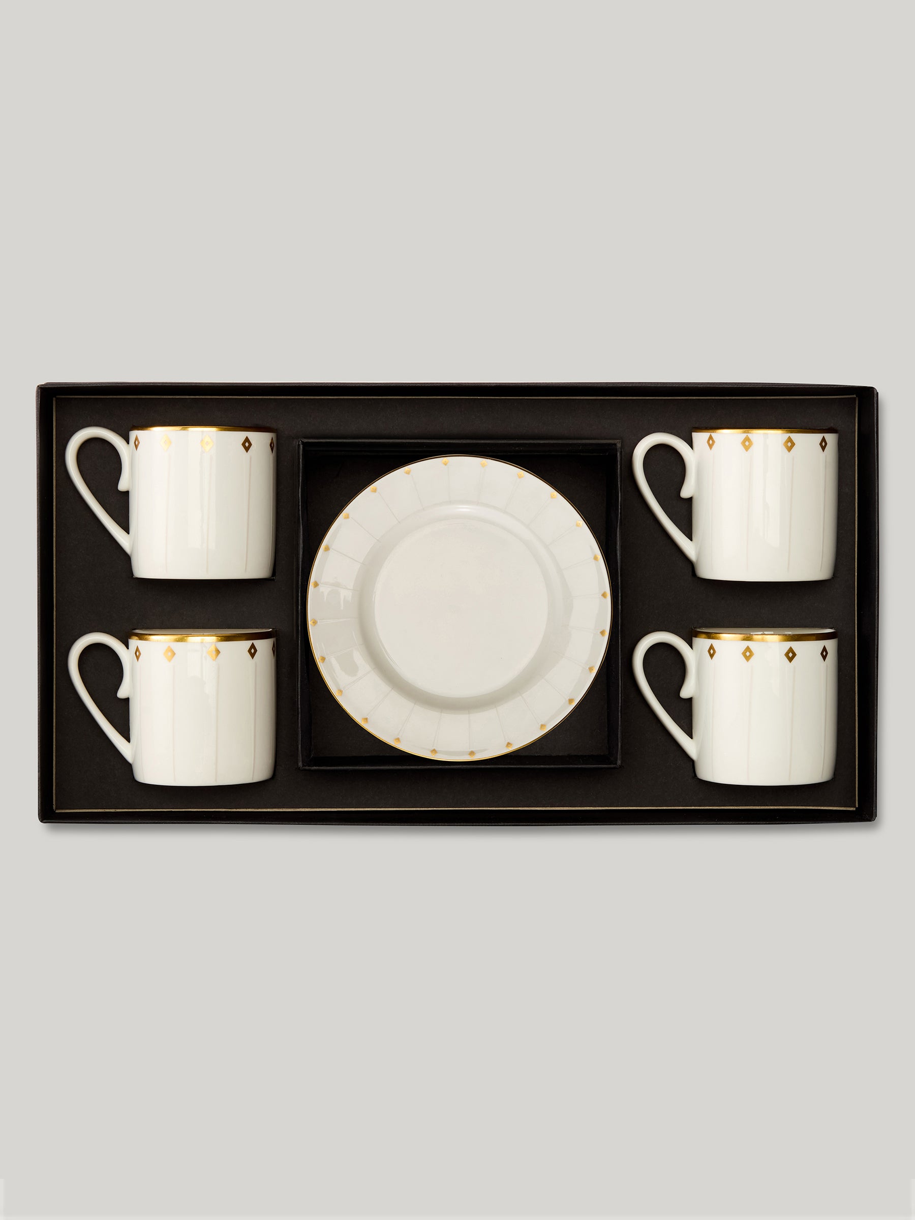 Claridge's Signature Set of Four Espresso Cups & Saucers