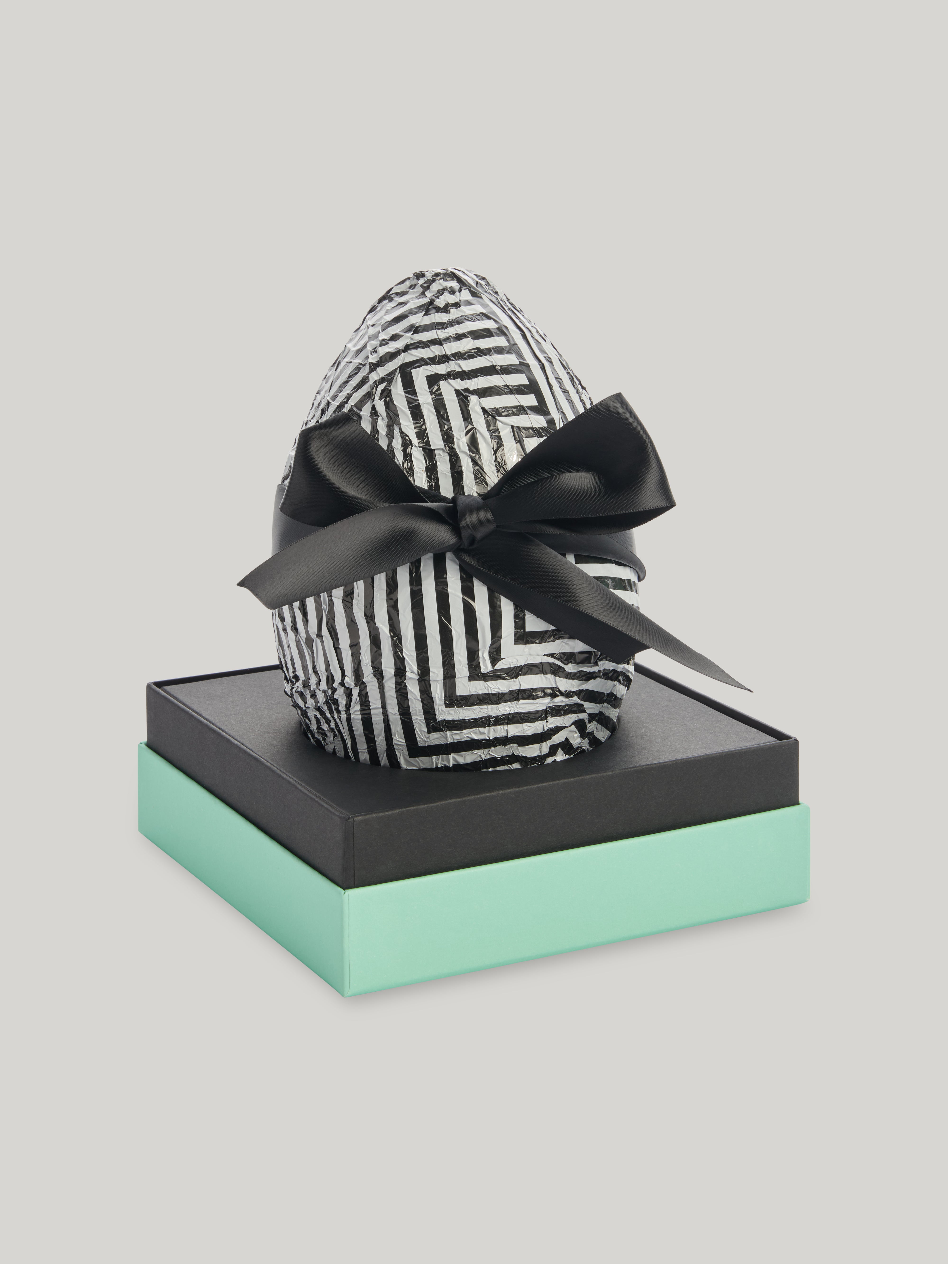 Claridge’s Milk Chocolate Easter Egg 400g